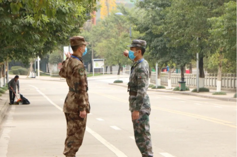 川文理的故事 · 背影