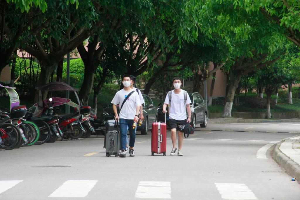 返校体验：太温暖！