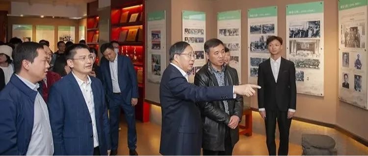 热烈欢迎西南大学博士团来我校考察交流